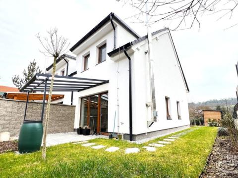 Prodej bytu 3+kk, Slaný - Kvíc, Na Chmelnici, 100 m2