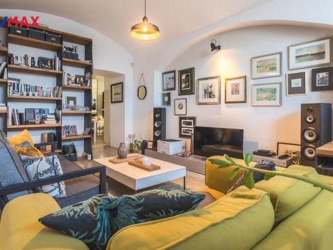 Prodej bytu 3+1, Praha - Vinohrady, U Havlíčkových sadů, 75 m2