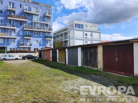 Pronájem garáže, Praha - Michle, Novobohdalecká, 17 m2