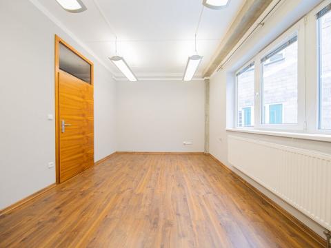Pronájem kanceláře, Šumperk, Slovanská, 17 m2