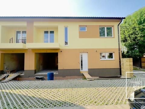 Prodej rodinného domu, Jenštejn - Dehtáry, 200 m2