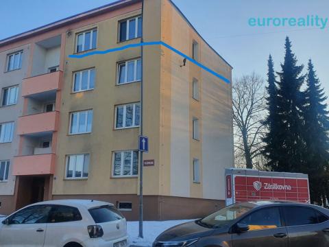 Prodej bytu 4+1, Karlovy Vary, Plešivecká, 77 m2