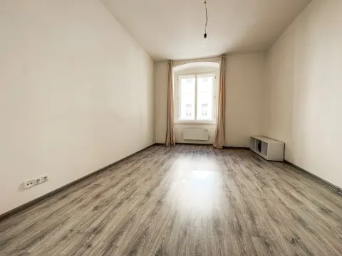 Pronájem bytu 1+1, Praha - Žižkov, Jeronýmova, 32 m2