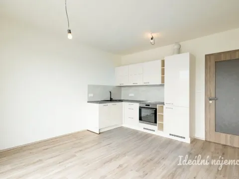 Pronájem bytu 2+kk, Praha - Prosek, Čakovická, 41 m2