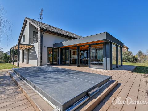 Prodej rodinného domu, Čelákovice, Matěje Koštíře, 260 m2