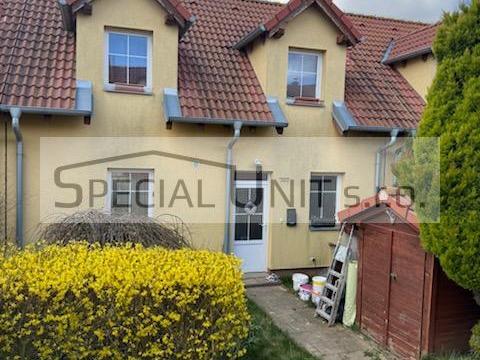 Prodej rodinného domu, Vinařice, Na Horce, 104 m2