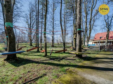 Prodej komerční nemovitosti, Trojanovice, 850 m2