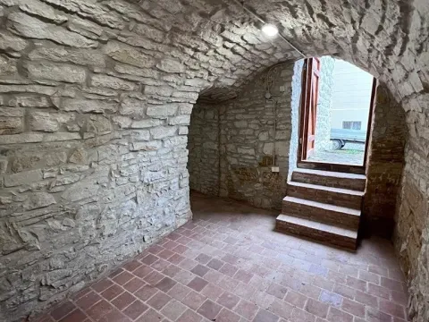 Pronájem skladu, Praha - Libeň, Zvonařovská, 25 m2