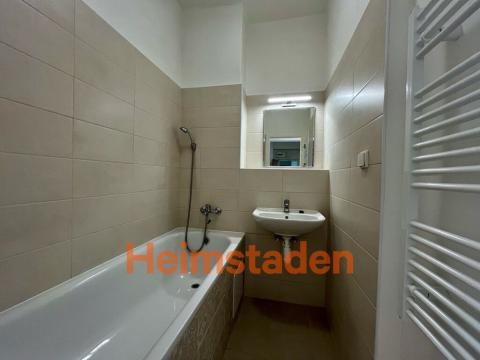 Pronájem bytu 2+1, Ostrava - Mariánské Hory, Zelená, 56 m2