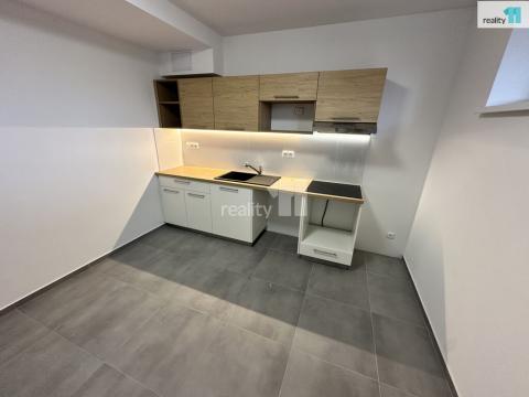 Pronájem bytu 2+1, Humpolec, V Brance, 51 m2