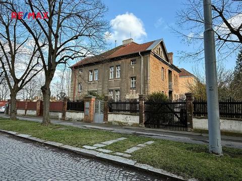 Prodej obchodního prostoru, Plzeň, Plzenecká, 120 m2