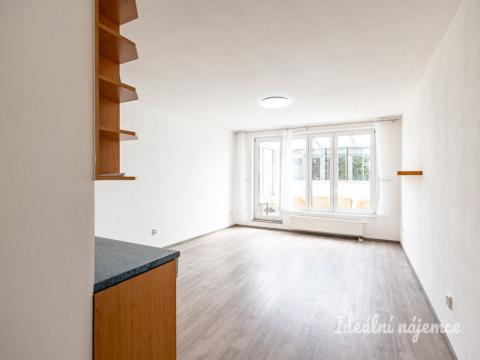 Pronájem bytu 1+kk, Praha - Strašnice, Počernická, 34 m2
