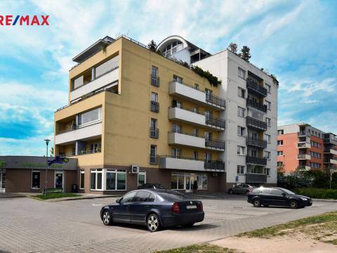 Pronájem bytu 3+kk, Hradec Králové - Třebeš, Labská louka, 52 m2