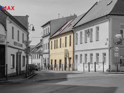 Prodej vícegeneračního domu, Toužim, Plzeňská, 554 m2
