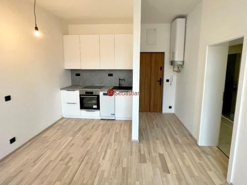 Pronájem bytu 2+kk, Hořice, Sladkovského, 33 m2