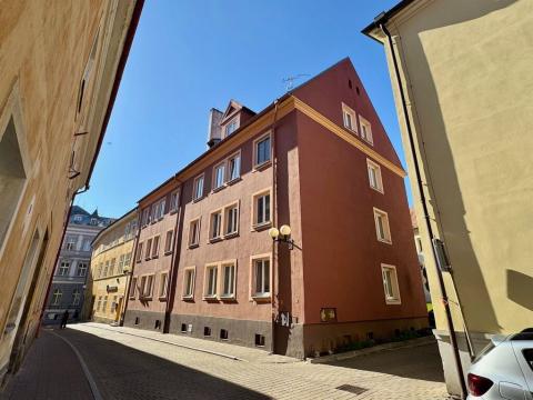 Prodej bytu 1+kk, Cheb, Jakubská, 32 m2