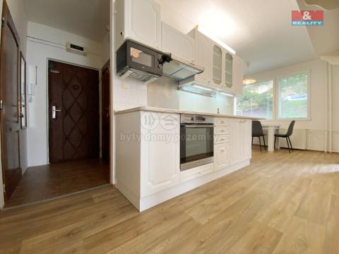 Pronájem bytu 3+1, Dačice - Dačice V, Máchova, 64 m2