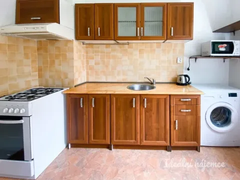 Pronájem bytu 1+1, Ostrava - Muglinov, Křížkovského, 39 m2