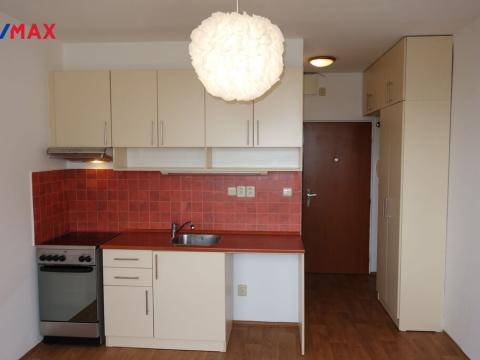 Pronájem bytu 2+kk, Česká Lípa, Železničářská, 36 m2