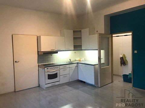 Pronájem bytu 2+kk, Praha - Nusle, Na Veselí, 35 m2