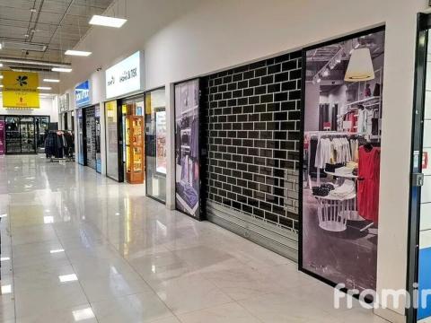 Pronájem obchodního prostoru, Slavkov u Brna, Křenovická, 27 m2