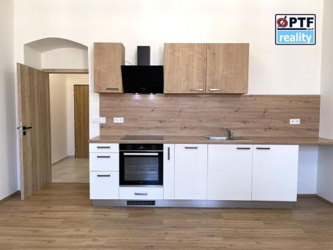 Pronájem bytu 1+kk, Plzeň, Koterovská, 48 m2
