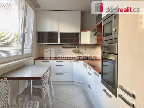 Pronájem bytu 3+1, Zlín, SNP, 72 m2