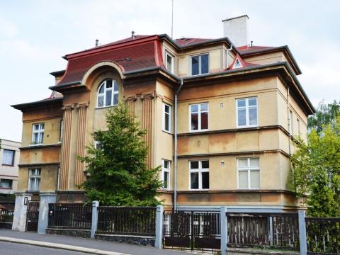 Prodej bytu 3+1, Teplice - Trnovany, Táborská, 80 m2