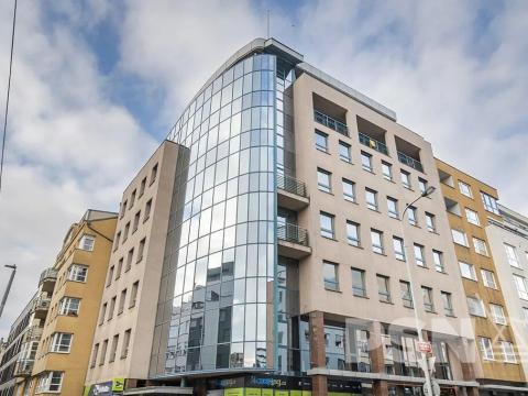 Pronájem kanceláře, Praha - Vysočany, Sokolovská, 76 m2