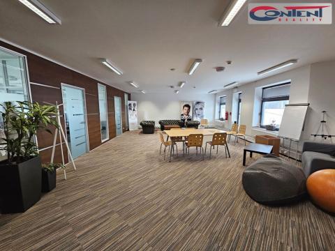 Pronájem kanceláře, Nová Paka, Pražská, 300 m2