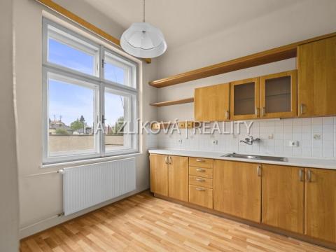 Prodej bytu 3+1, České Budějovice - České Budějovice 5, Dělnická, 99 m2