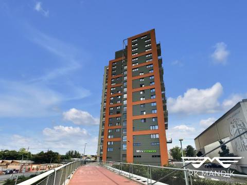 Pronájem bytu 1+kk, Praha - Vysočany, Freyova, 33 m2