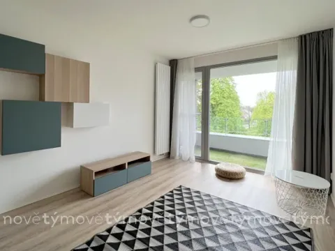 Pronájem bytu 2+kk, Pardubice, Husova, 51 m2
