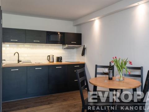 Prodej atypického bytu, Benecko - Zákoutí, Zákoutí, 74 m2