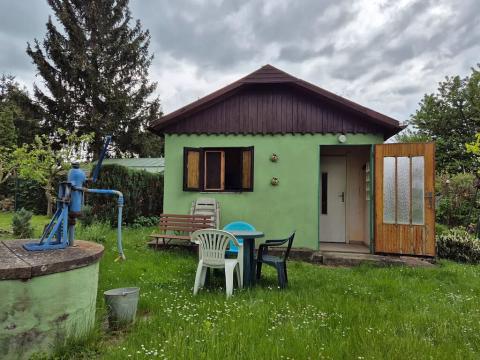 Prodej chaty, Veltrusy, V Cihelnách, 25 m2