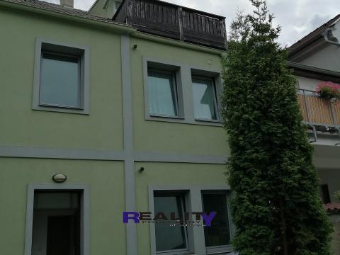 Pronájem bytu 2+1, Podbořany, 46 m2