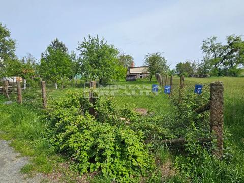 Prodej pozemku pro bydlení, Bouzov, 560 m2