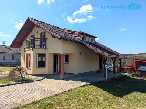 Prodej rodinného domu, Litohlavy, 185 m2