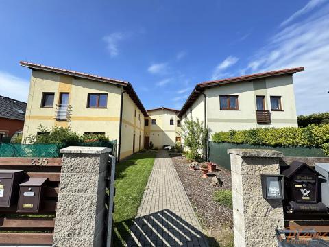 Pronájem bytu 3+kk, Holubice, Sadová, 80 m2