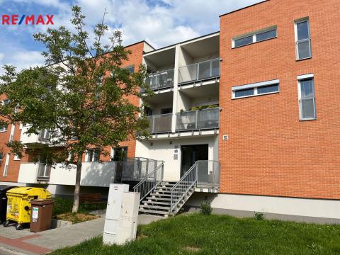 Pronájem bytu 2+kk, Zlín, Zálešná II, 50 m2