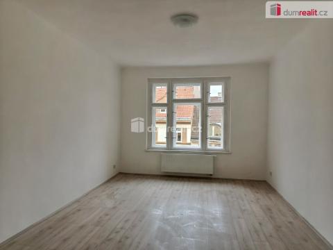 Pronájem bytu 2+kk, Praha - Bubeneč, Jana Zajíce, 60 m2