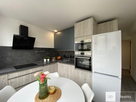Pronájem bytu 2+1, Mladá Boleslav, tř. Václava Klementa, 63 m2