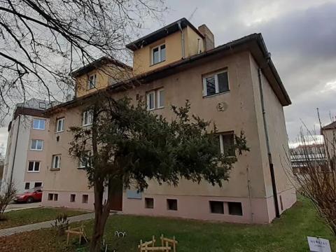 Pronájem bytu 3+1, Benešov, 69 m2