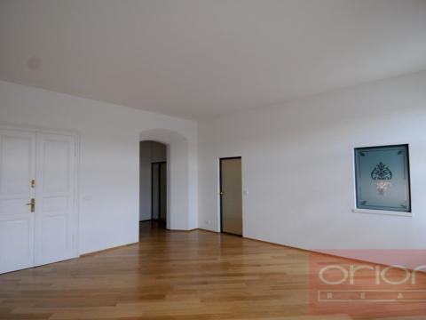 Pronájem bytu 4+1, Praha - Smíchov, Hořejší nábřeží, 117 m2