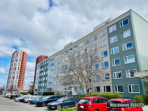Prodej bytu 3+1, Praha - Stodůlky, Bašteckého, 76 m2