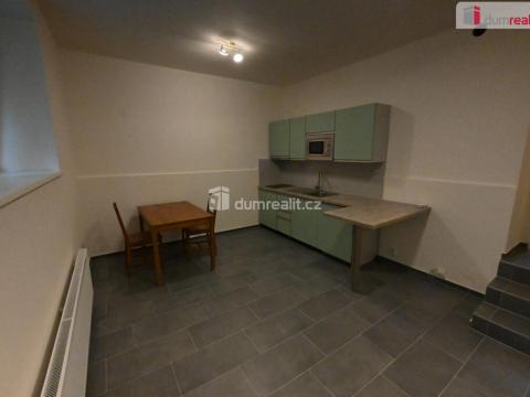 Pronájem bytu 2+kk, Praha - Libeň, Na stráži, 37 m2
