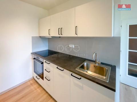Pronájem bytu 2+kk, Praha - Kobylisy, Třeboradická, 43 m2