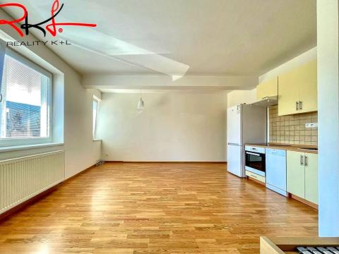 Pronájem bytu 1+kk, Mladá Boleslav, Šmilovského, 39 m2