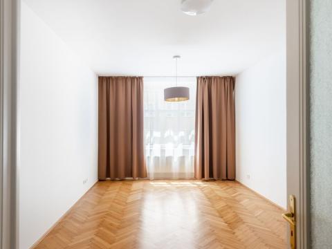 Pronájem bytu 2+1, Praha - Vinohrady, Vinohradská, 55 m2