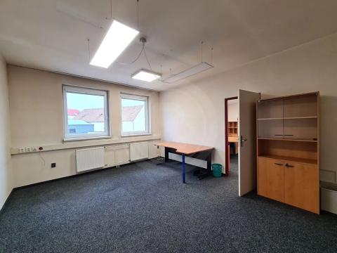 Pronájem kanceláře, České Budějovice, Rudolfovská tř., 58 m2